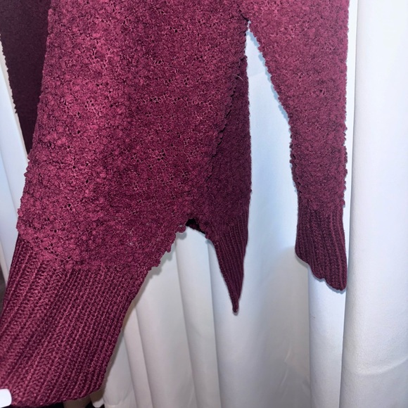 NWOT ZENANA PREMIER POPCORN SWEATER - Picture 5 of 10